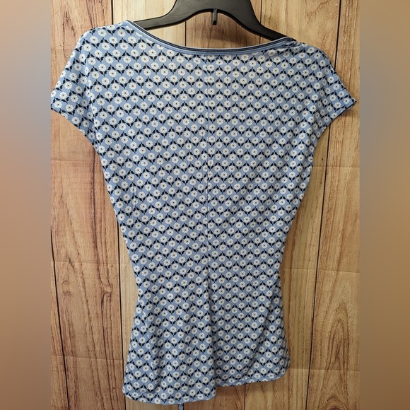 Max Studio Women's Crepe Short Sleeve Faux Wrap Top NWOT Size S and M - Picture 5 of 8